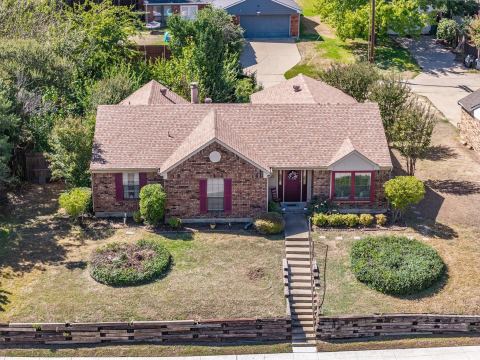 237 S Macarthur Boulevard, Coppell, TX 75019 — photo 2