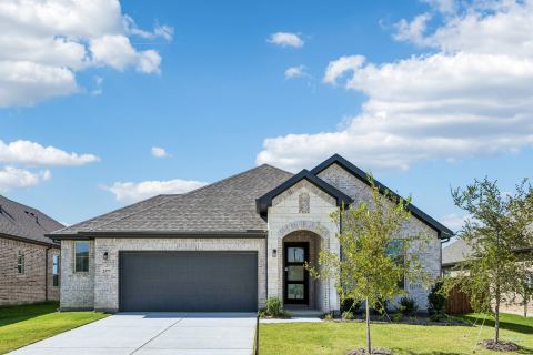 2377 Rams Horn Drive, Waxahachie
