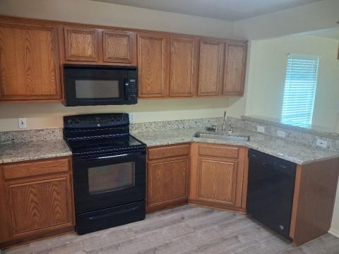 7310 Fossil Lake Drive, Arlington, TX 76002 — photo 2