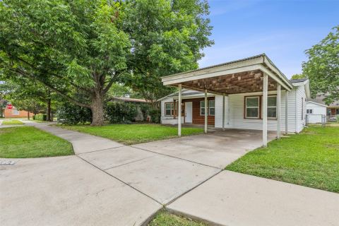 5805 Tracyne Drive, Westworth Village