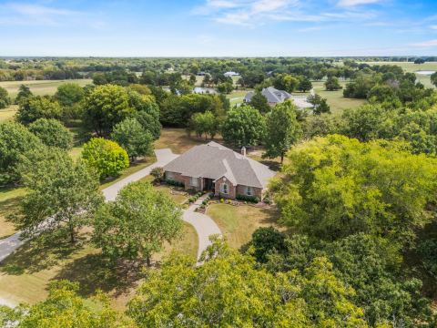 1 Bluebonnet Trail, Greenville