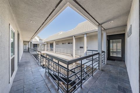 4104 N Hall Street 336, Dallas, TX 75219 — photo 2