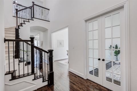 901 Clear Water Drive N, Allen, TX 75013 — photo 2