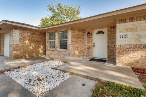 2212 Piedmont Street, Irving