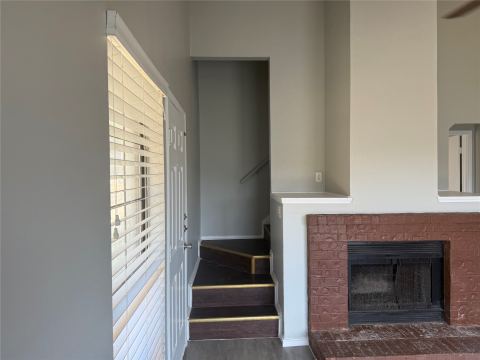111 Peachtree Court B, Kennedale, TX 76060 — photo 3