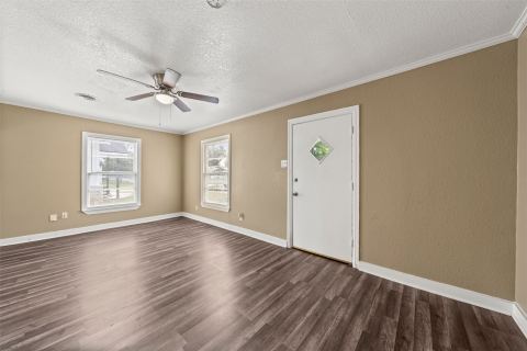 3623 Windsor Avenue, Waco, TX 76708 — photo 2
