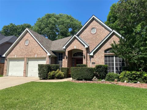 5730 Champion Court, Arlington