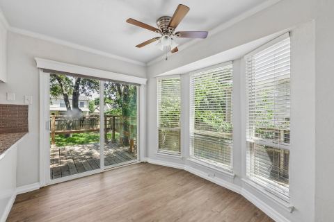 6833 Parkwood Drive, North Richland Hills