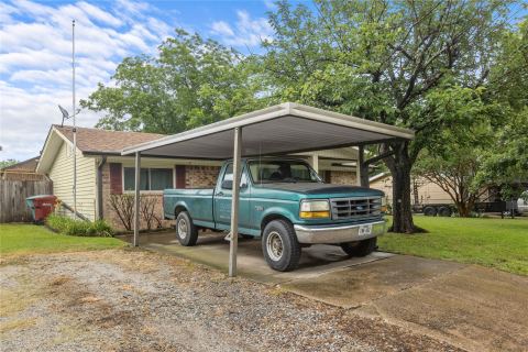 605 S Ricketts Street, Sherman, TX 75092 — photo 3