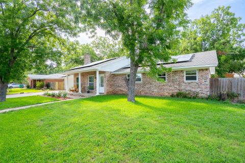1479 Lockwood Street, Stephenville, TX 76401 — photo 2