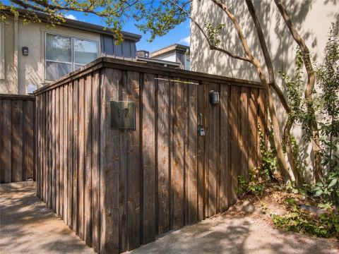 4414 Buena Vista Street 17, Dallas, TX 75205 — photo 3