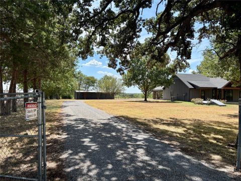 5790 Dripping Springs Road, Denison, TX 75021 — photo 2