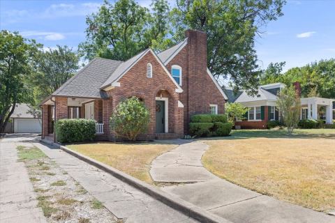 2122 COLCORD Avenue, Waco, TX 76707 — photo 2