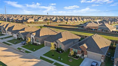 3102 Moccasin Lane, Aubrey, TX 76227 — photo 3
