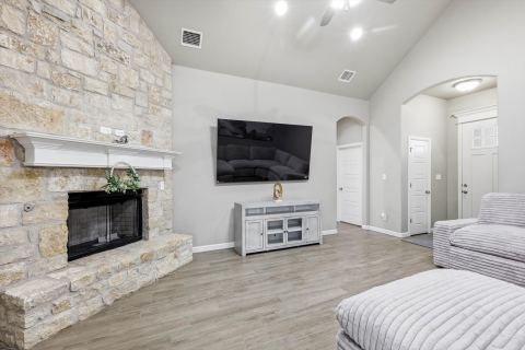 3312 Arrow Creek Drive, Granbury, TX 76049 — photo 3