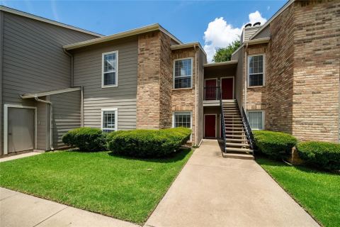 1700 Amelia Court 613, Plano