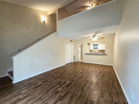 2223 Viewtop Lane A, Arlington, TX 76012 — photo 3