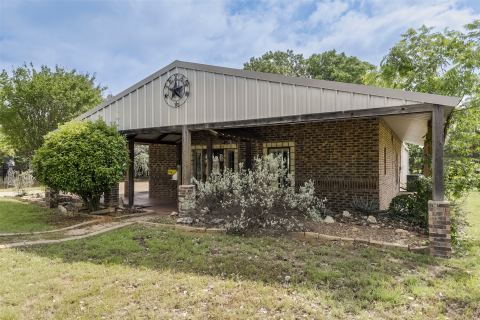 3625 Carla Court, Granbury, TX 76049 — photo 2