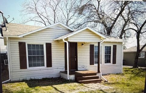 807 Chestnut Street, Aubrey, TX 76227 — photo 2