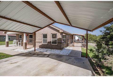 2302 San Saba Court, Granbury, TX 76048 — photo 3