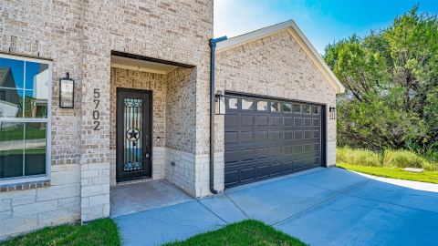 5702 Barkridge Drive, Granbury, TX 76048 — photo 3