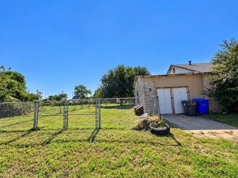 207 E Church Street, Waco, TX 76704 — photo 3