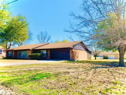306 Pecan Street, Howe, TX 75459 — photo 3