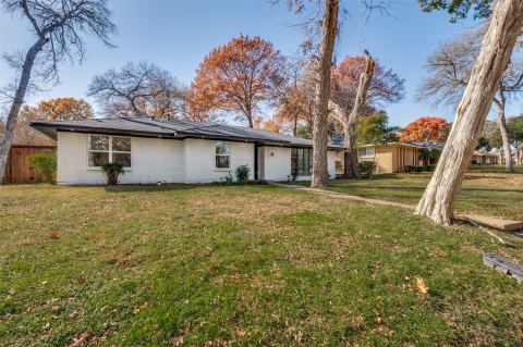 1241 Springbrook Drive, DeSoto, TX 75115 — photo 2