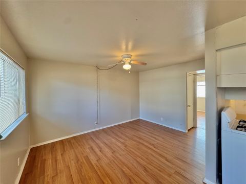 1005 W Hickory Street W9, Denton, TX 76201 — photo 2