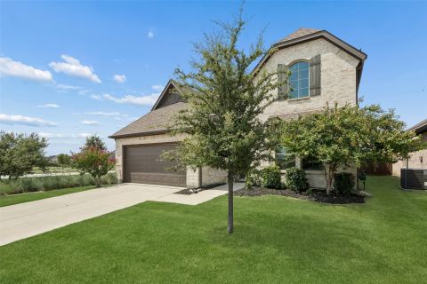 621 Hummingbird Drive, Celina, TX 75009 — photo 2