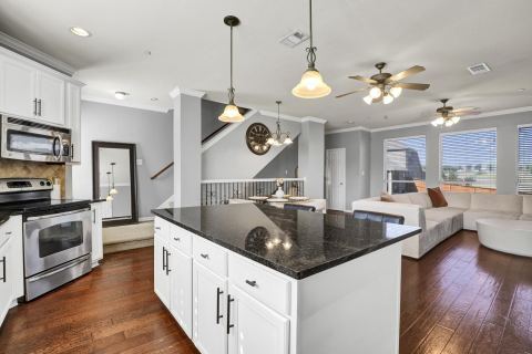 2700 Club Ridge Drive 8, Lewisville