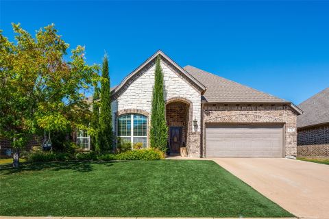 2740 Chimney Rock Road, Burleson