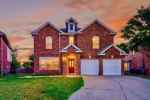 4304 Harpers Ferry Drive, Grand Prairie