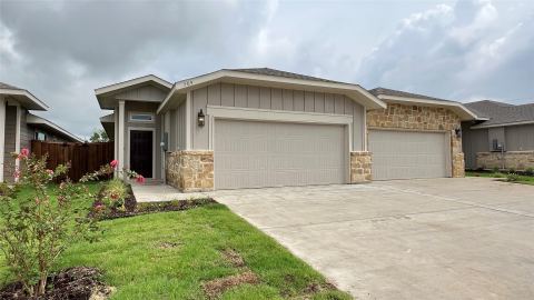 709 Blackland Drive, Venus, TX 76084 — photo 2