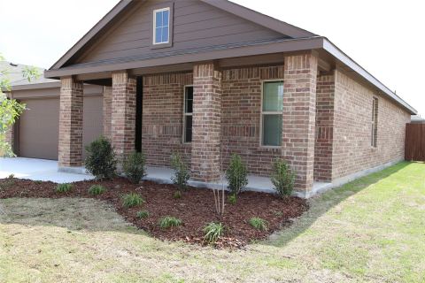 333 Beekeeper Drive, Fort Worth, TX 76131 — photo 2