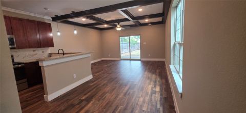 1705 Ash Crescent Street, Fort Worth, TX 76104 — photo 2