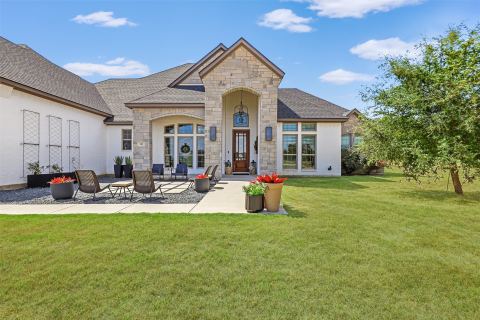 133 Heritage Springs Drive, Weatherford, TX 76087 — photo 2