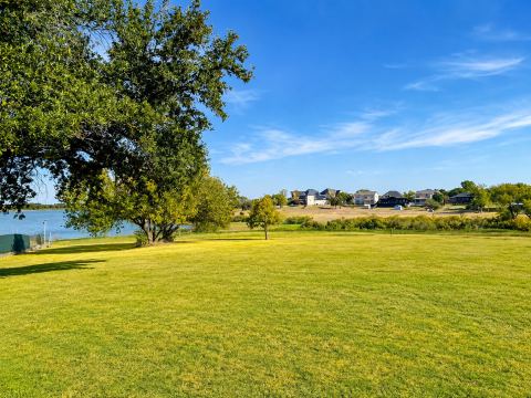910 Hillside Beach Drive, Little Elm, TX 75068 — photo 2