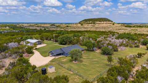 1260 Private Road 1656, Stephenville