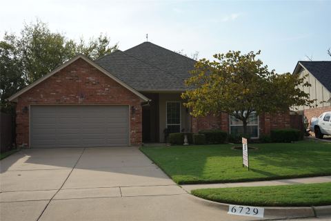 6729 Lucas Lane, North Richland Hills