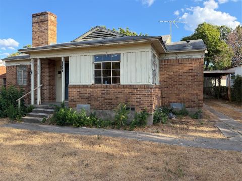 2726 Avon Street, Dallas