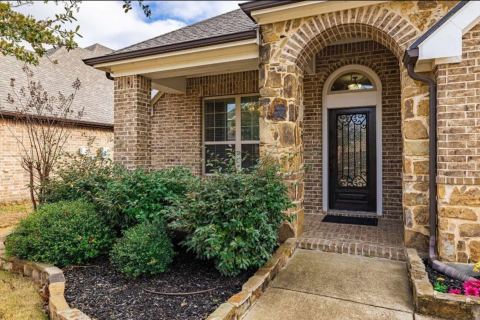 8312 Whistling Duck Drive, Fort Worth, TX 76118 — photo 2