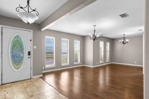 1241 College Parkway, Lewisville, TX 75077 — photo 3