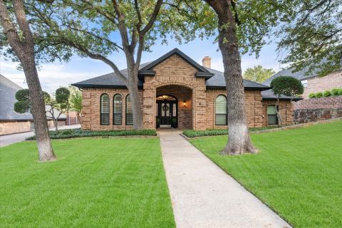 4909 Rockford Court, Arlington