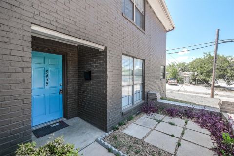 5439 Pershing Avenue, Fort Worth, TX 76107 — photo 3