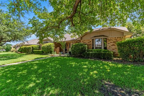 506 Willowcrest Drive, Garland, TX 75040 — photo 2