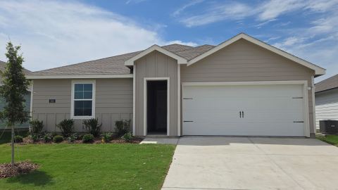 224 Whispering Pine Drive, Royse City