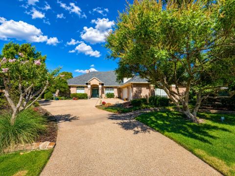 702 Pintail Court, Granbury, TX 76049 — photo 3