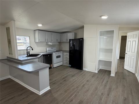 3601 Hedge Row Street, Granbury, TX 76048 — photo 2