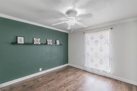 820 SW Southridge Drive, Burleson, TX 76028 — photo 3